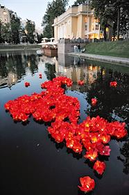 Акция памяти, посвященная событиям в Южной Осетии в августе 2008 года, организованная военнослужащими - героями России, принимавшими участие в боевых действиях на территории Южной Осетии, на Патриарших прудах