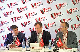 Пресс-конференция, посвященная выходу мирового бренда KFC на российский рынок после приобретения Ростикс'с-KFC в 2010 году в ресторане 'Ростикс KFC'
