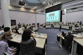 Круглый стол, организованный ИД 'Коммерсантъ' и компанией 'Philips', на тему:«ГОРОД ДЛЯ ЖИЗНИ», в рамках ежегодного LED-тура интерактивной сессии по светодиодному освещению, в конференц-зале Московской школы управления 'Сколково'.
       
 



