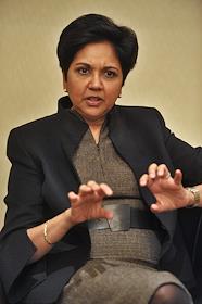 Генеральный директор PepsiCo Индра Нуйи во время интервью в отеле 'Марриотт Роял Аврора'