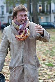 Российский миллионер, предприниматель, сооснователь и бывший совладелец сети салонов сотовой связи «Евросеть» Евгений Чичваркин.

