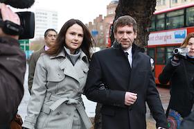 Председатель совета директоров 'Конверс групп', совладелец банка Snoras Владимир Антонов с супругой Ольгой Ямпольской в Лондоне