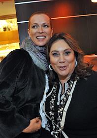 Коктейль и ужин с дизайнером Аней Хиндмарч в Brown Bar в ЦУМе