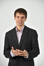 Корреспондент журнала 'Огонек' Сергей Мельников