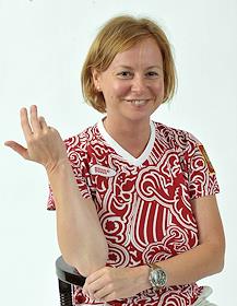 Корреспондент ИД 'Коммерсантъ' Екатерина Истомина в форме 'Bosco'