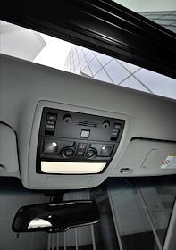 Обозреватель журнала 'Деньги' Илья Зиновьев во время тест-драйва автомобиля Lexus GS 250 (Лексус джи эс 250)