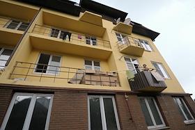 Завершение сноса незаконно построенного многоквартирного дома,самовольно возведенного на дачном участке в поселке Вешки