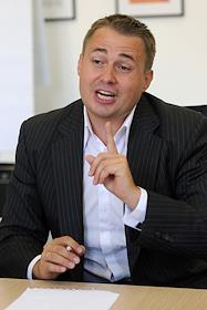 Интервью с Оскаром Хартманом (kupivip.ru)