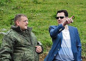 Глава 'Курортов Северного Кавказа' Сергей Верещагин во время осмотра места будущего курорта в Мамисонском ущелье