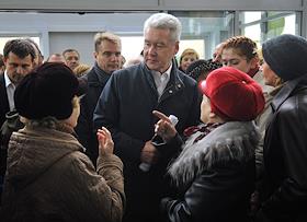 Посещение мэром Москвы Сергеем Собяниным строящегося транспортно-пересадочного узла в Выхино и  рынка 'Экоферма'