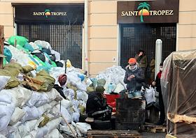 Евромайдан. Палаточный городоак сторонников евроинтеграции Украины на майдане Незалежности (площадь Независимости)