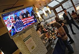 Телевизор в баре ИД 'Коммерсантъ'