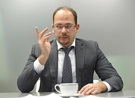 Генеральный директор холдинга 'Аэропорты регионов' Евгений Чудновский во время интервью