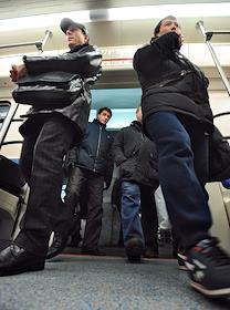 Электродепо 'Варшавское'. На Серпуховско-Тимирязевской линии Московского метрополитена запущен первый в России поезд со сквозным проходом для пассажиров