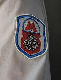 12 мая 2015 года на станции 'Деловой Центр' Московского метрополитена открылась фотовыставка 'Лица метро'