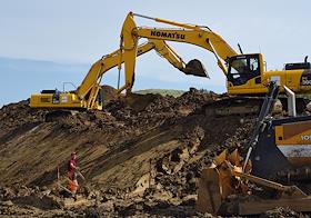 Начато строительство технологического моста через Керченский пролив, который позволит одновременно монтировать конструкции основного моста в различных точках