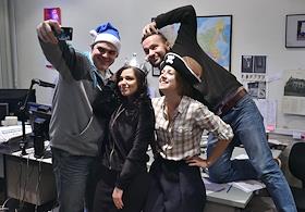 Жанровая съемка. Подготовка к переезду в другое здание редакции газеты 'Коммерсантъ'. Фотослужба