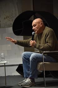 Открытое интервью телеведущего Владимира Познера, в рамках проекта журнала СНОБ в шоколадном лофте проекта 'Сноб'