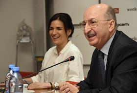 Председатель совета директоров некоммерческого партнерства 'Русбренд' Давид Якобашвили в академии журналистики 'Коммерсантъ'