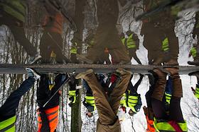 Марш Жизни. Евреи проходят 12 км в память о событиях 45 года