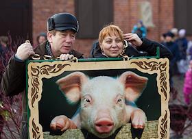 Праздник длинной колбасы в музее мирового океана