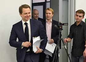 П/к 'Городская программа 'Моя улица': новый облик любимого города', с участием заместителя мэра Москвы Петра Бирюкова и заместителя мэра Москвы Максима Ликсутова, в 'Интерфаксе'