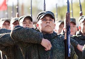Репетиция Парада Победы прошла на территроии Военно-Морского училища имени Ушакова