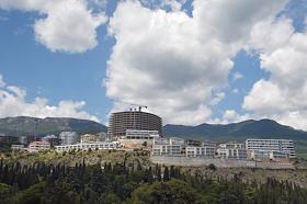 Строительство жилых комплексов в Гурзуфе