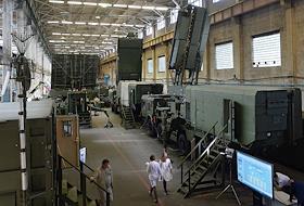 Мэр Москвы Сергей Собянин посещает 'Лианозовский эдектромеханический завод'