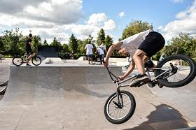 Московские спортивные площадки. Площадка для скейтборда