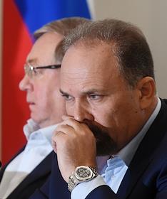 Заседание Президиума Общественного совета при министерстве строительства и жилищно-коммунального хозяйства России под председательством Сергея Степашина в здании в Минстроя России