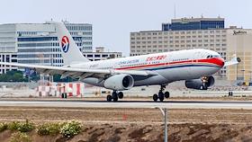 Жанровые фотографии. Авиакомпании мира. Аэропорт в Лос-Анджелесе