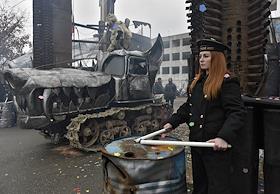 Военно-спортивная игра 'Зарница' для детей, организованная байк-клубом 'Ночные волки'