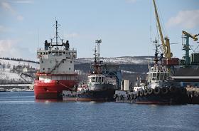 Мурманский морской порт. Ледоколы 'Ленин' и 'Новороссийск'