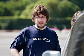 Известный российский дизайнер Артемий Лебедев на смотровой площадке Воробьевых гор