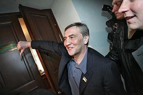 Митинг в поддержку Леонида Черновецкого возле Киевского городского совета