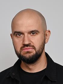 Антон Великжанин